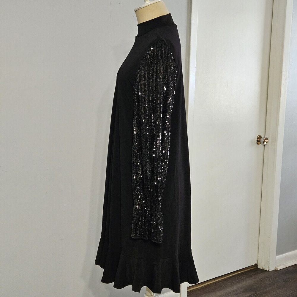 CeCe Women's Sequin Long-sleeve With Smocked Cuffs Dress Size Medium Nwt - Picture 8 of 10